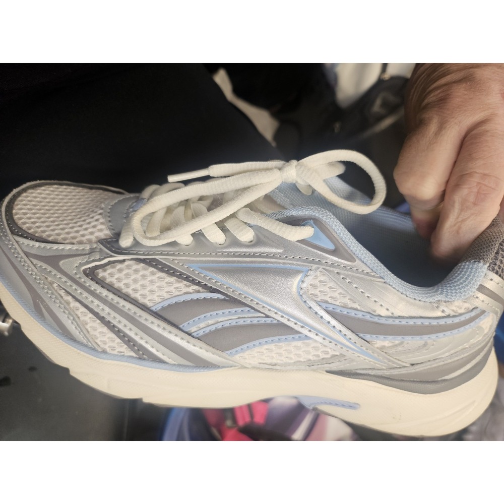 Reebok Belwave Metallic Silver Light Blue Running Shoes Sneakers Y2K Retro Mesh
